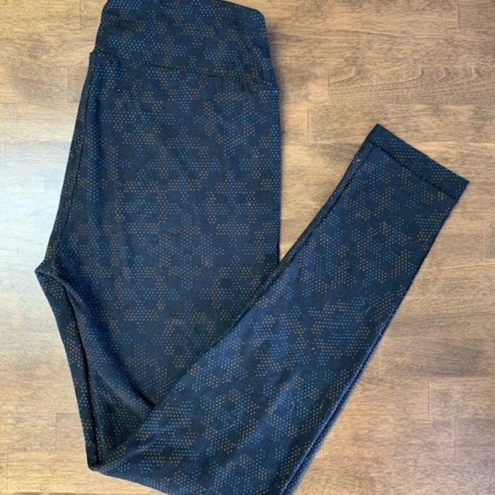 LuLaRoe OS blue pattern leggings